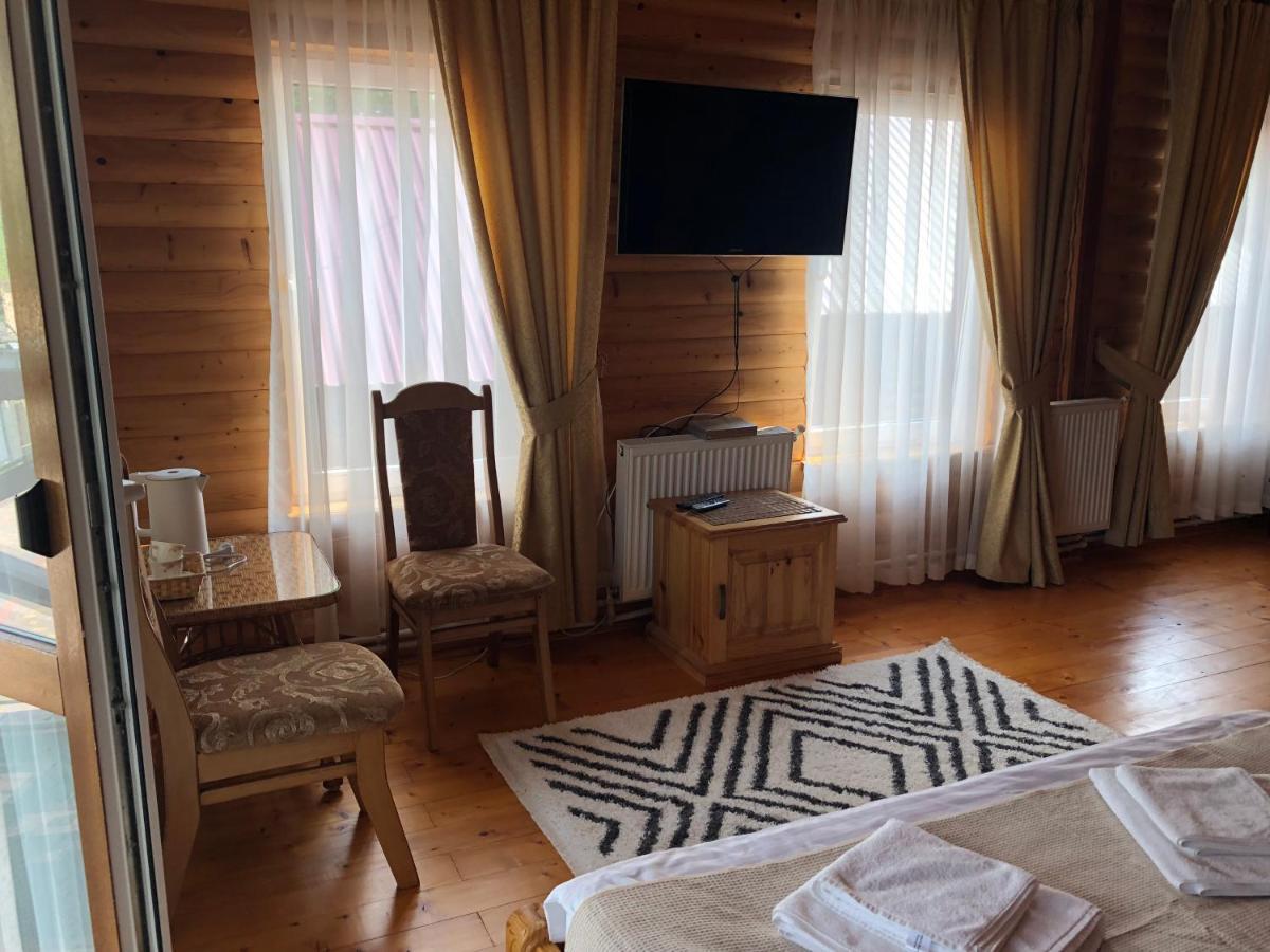 Karpatska Mria Hotel Yaremche Exterior photo