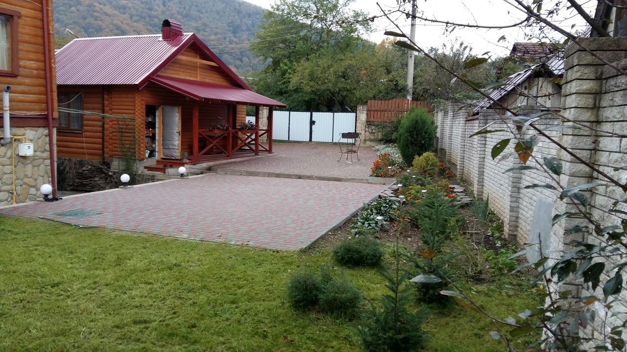 Karpatska Mria Hotel Yaremche Exterior photo